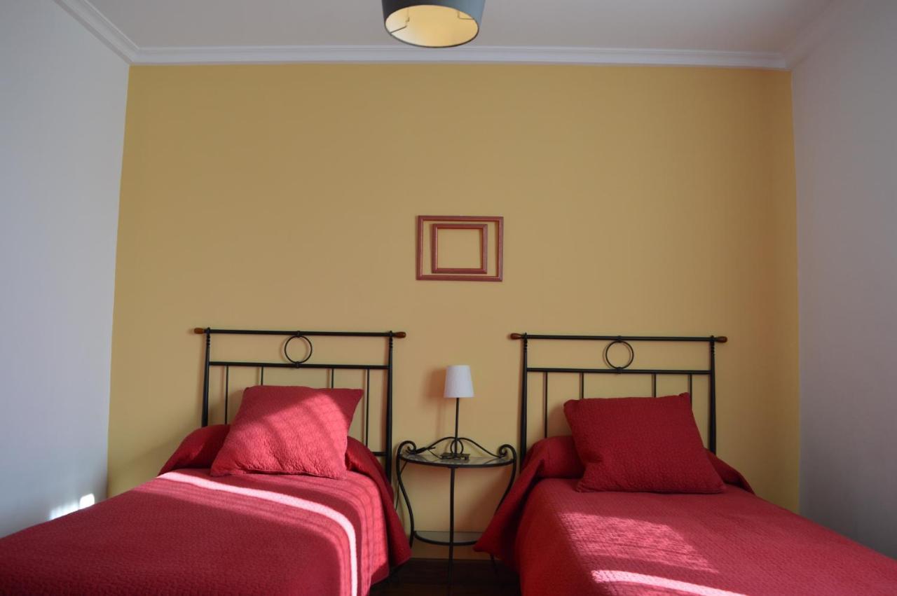 Huertas De La Fuente Villa Cella Ngoại thất bức ảnh